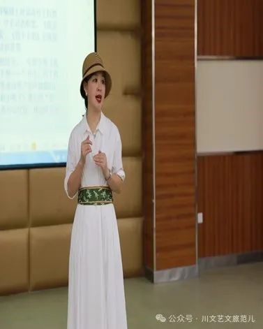 https://mmbiz.qpic.cn/sz_mmbiz_jpg/ah0LnMuK7rELIQ0asKVmBtwwfibThI5l5ohISZwmsibVop4iazXAUKlhRcNE4MHicMUQGBIyJVBgfJlrIlqH3M1XKA/640?wx_fmt=jpeg&from=appmsg